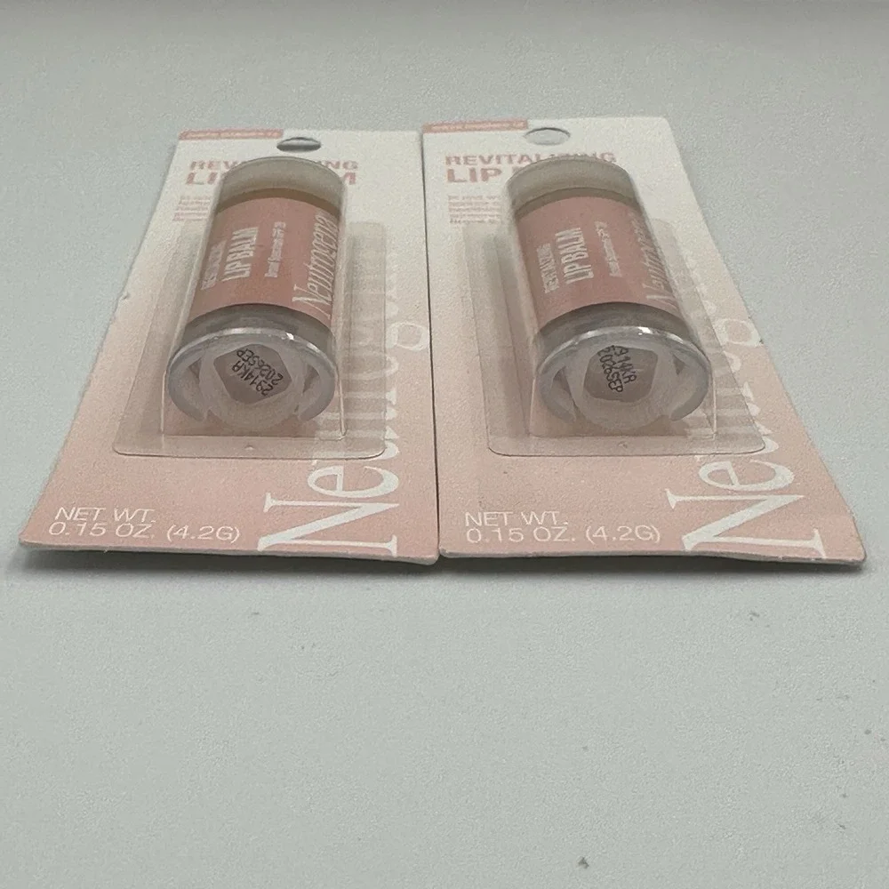 (2) Neutrogena Revitalizing‎ Lip Balm # 10 Sheer Shimmer SPF20